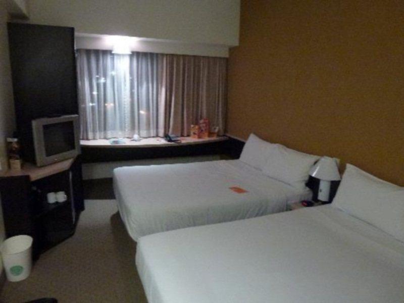 Ibis Rotorua Hotel Екстериор снимка